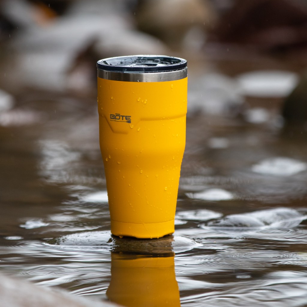 A detailed image of the MAGNETumbler 32oz with Lid Yellow, showing its design and key features.