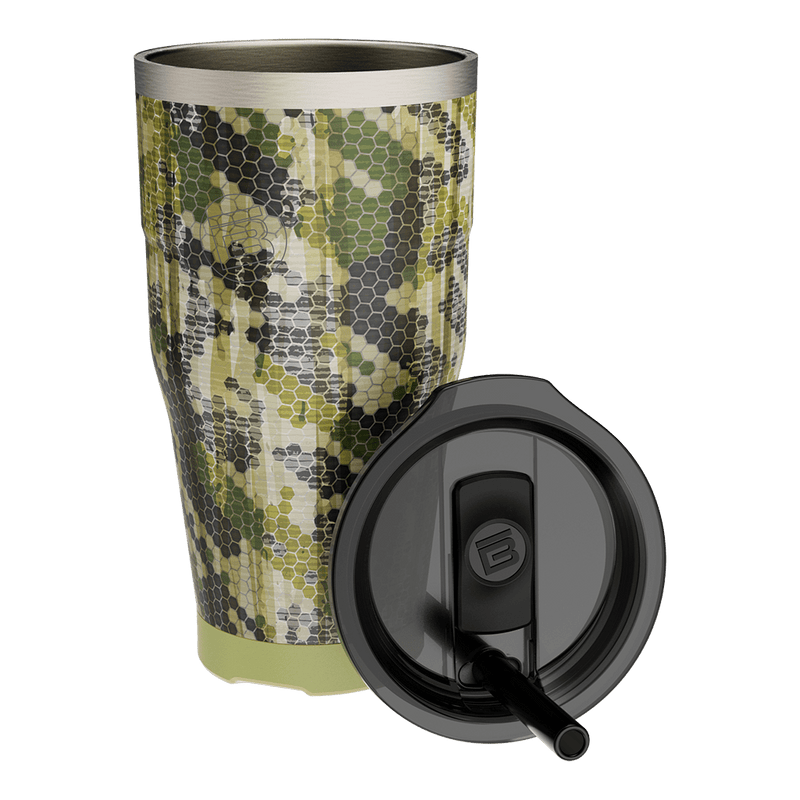 A detailed image of the MAGNETumbler 32oz with Lid Verge Camo, showing its design and key features.