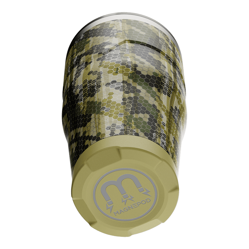 A detailed image of the MAGNETumbler 32oz with Lid Verge Camo, showing its design and key features.