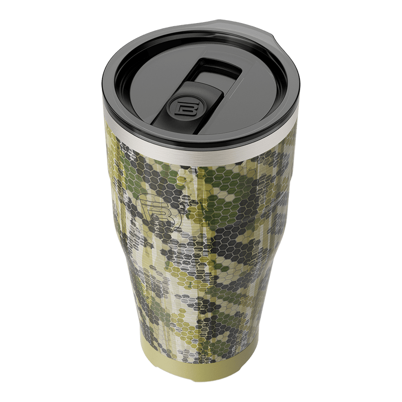 A detailed image of the MAGNETumbler 32oz with Lid Verge Camo, showing its design and key features.