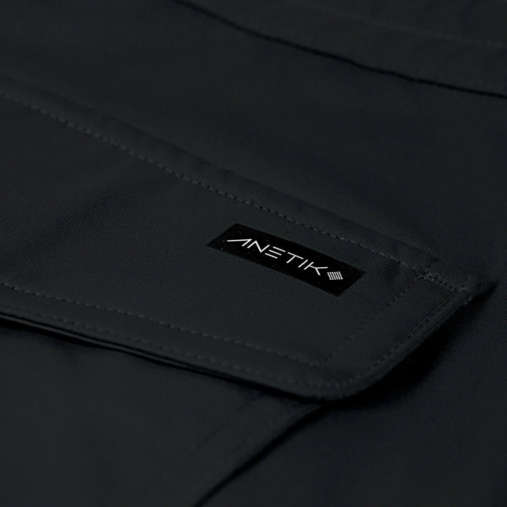 Close image of the Men's Roam Tech Short Black