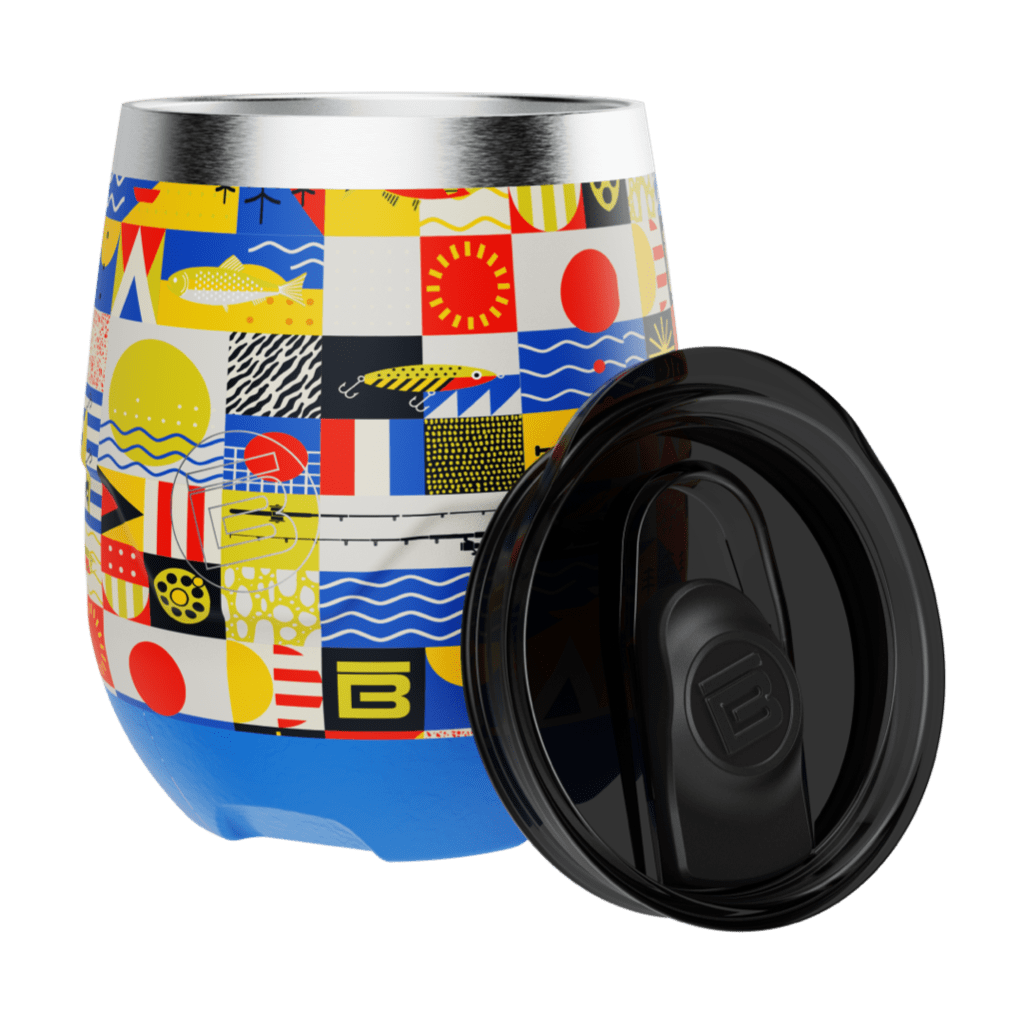 Side view of the MAGNETumbler 12oz Stemless Fischer Topwater with lid on the side