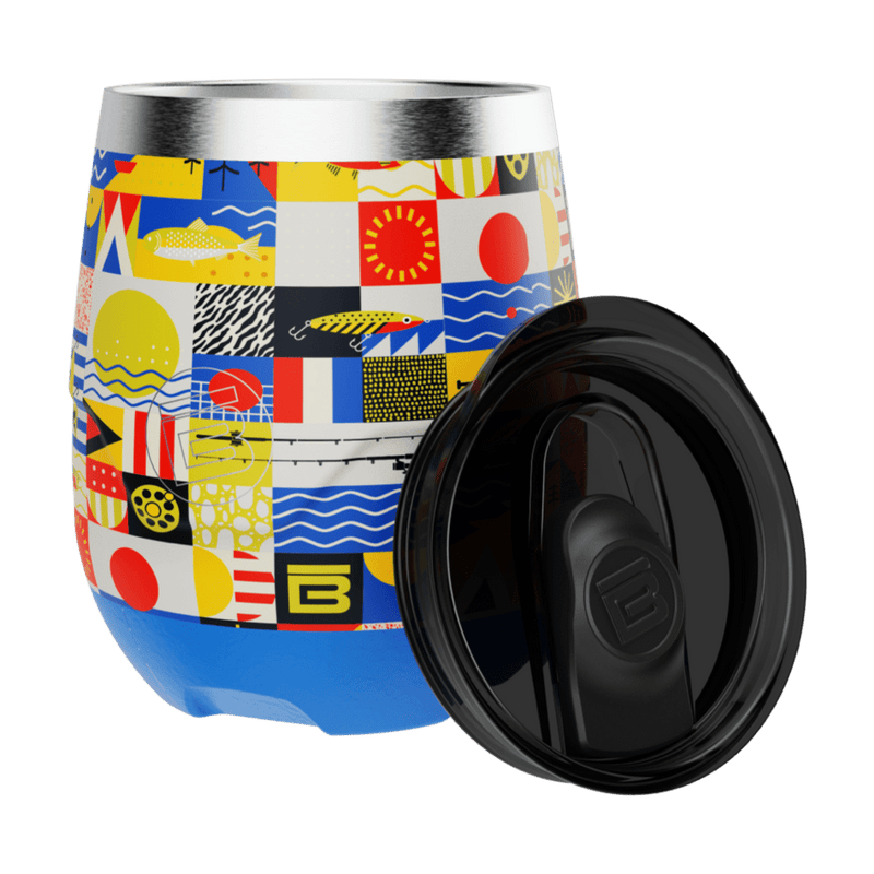 Side view of the MAGNETumbler 12oz Stemless Fischer Topwater with lid on the side