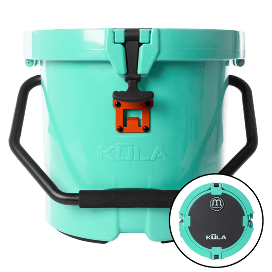 Front view of Kula 5 cooler in Seafoam with top view