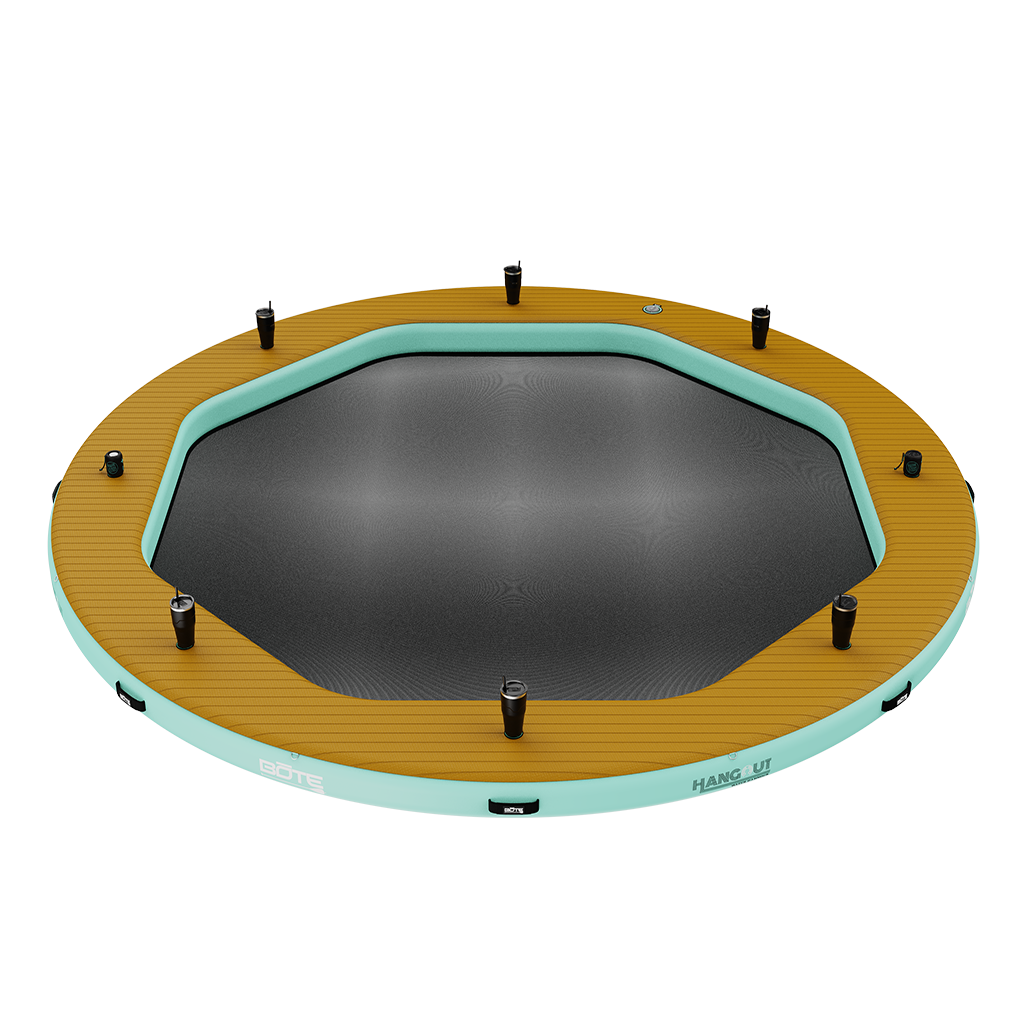 Front angled view of the Inflatable Hangout Water Hammock 15 Classic Package with drinkware and speakers