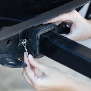 Close image of hitch connected